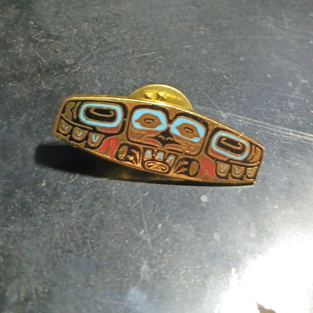 Elegant Multicolor Brooch
